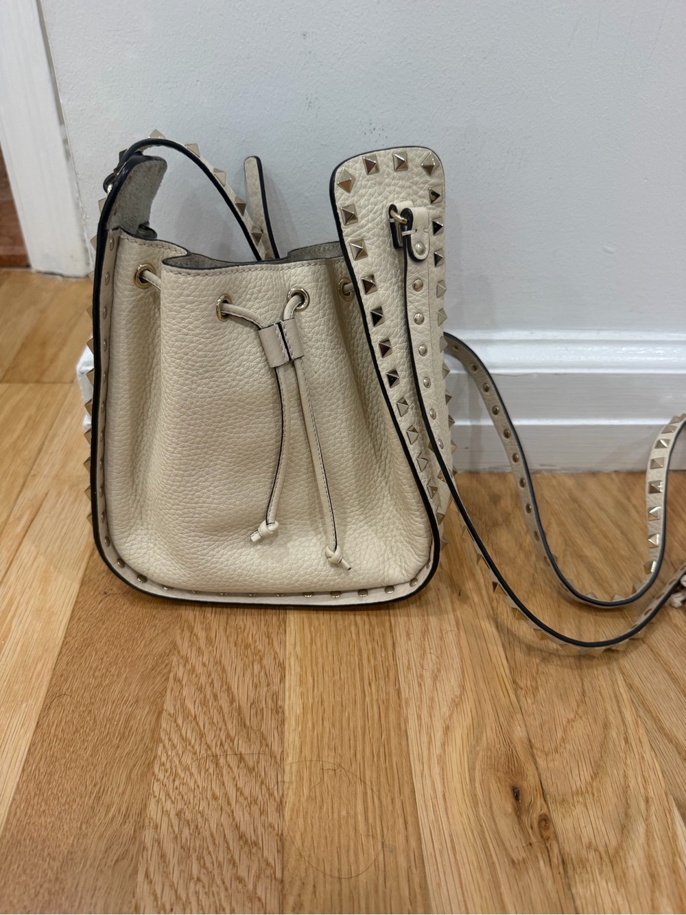 Valentino Grained Calfskin Rockstud Bucket Bag Ivory